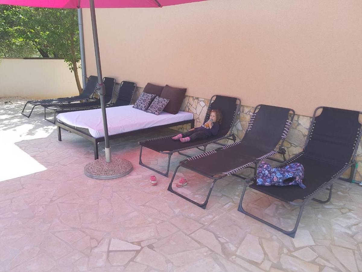Appartamento Family Friendly With A Swimming Pool - 15306 *